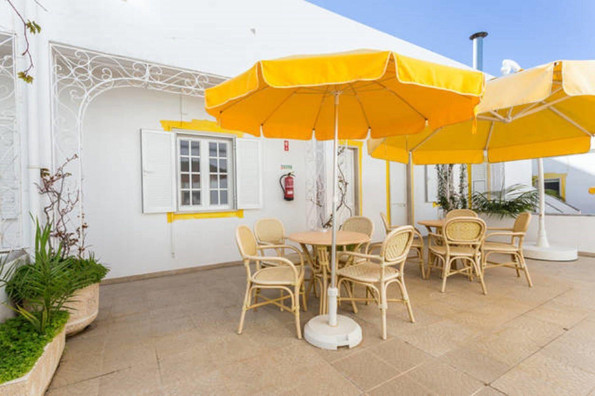 Residencial Miramar Hotel Quarteira Eksteriør billede